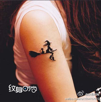 BJL平台中国|德国超级杯-莱万戴帽科曼传射 拜仁5-0成功复仇