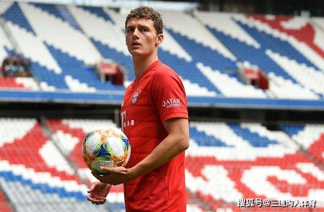 【BJL平台集团】
欧冠拜仁3比0里昂 莱万、格纳布里获评1分 帕瓦尔或决赛首发(图6)