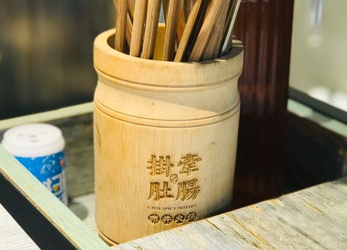 【BJL平台集团】曝巴黎拒内马尔C罗互换 拿了欧冠才放内少去皇马