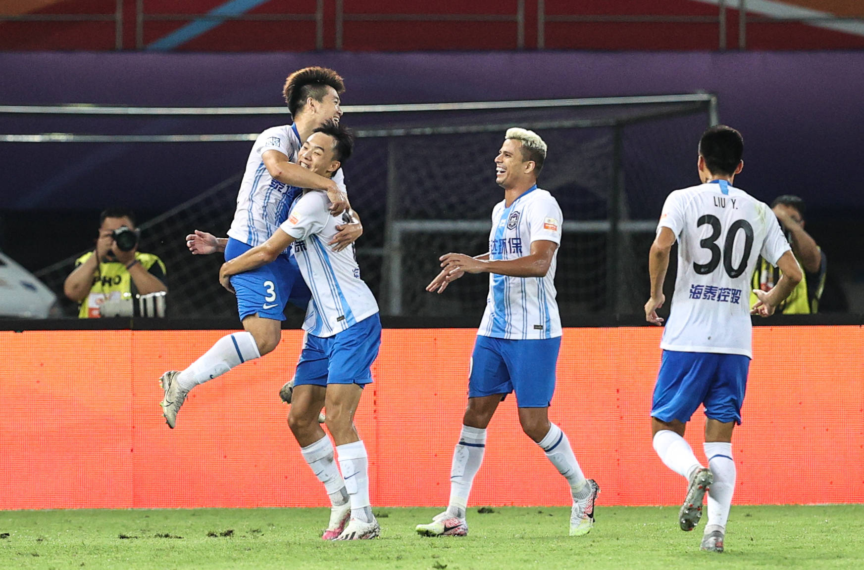 ‘BJL平台中国’
足球——中超联赛第二轮：重庆今世战平天津泰达(图4)