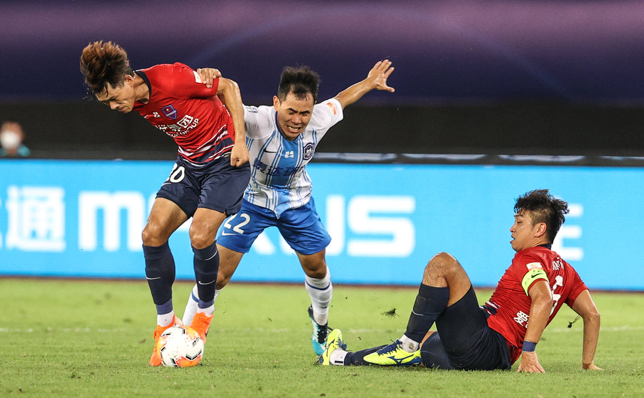 ‘BJL平台中国’
足球——中超联赛第二轮：重庆今世战平天津泰达(图11)